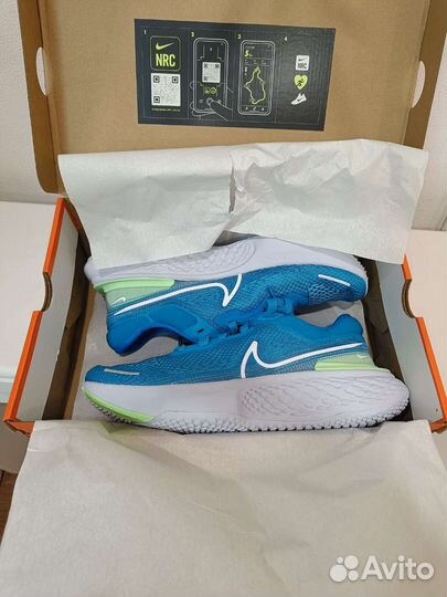 Nike ZoomX Invincible Run (10 US)