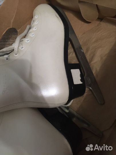 Коньки фигурные