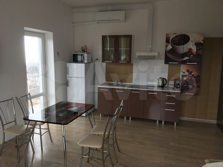 3-к. квартира, 76,5 м², 2/4 эт.