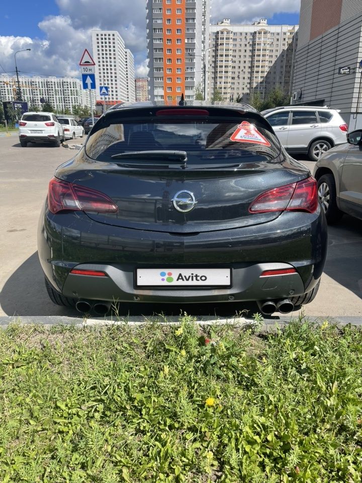 Opel Astra GTC: фото владельца