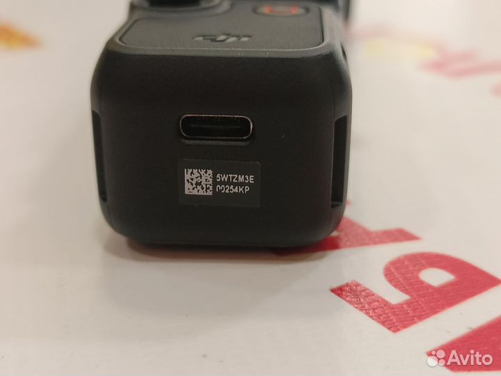 Экшн-камера DJI Osmo Pocket 3 Creator Combo
