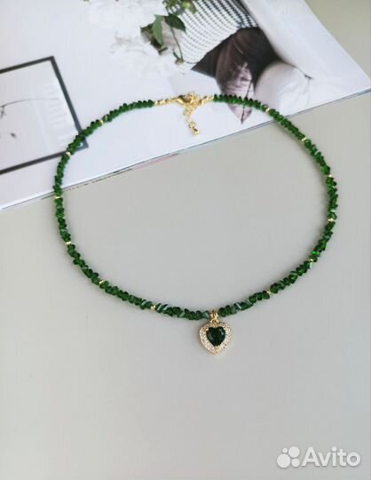 Колье чокер из ювелирного стекла