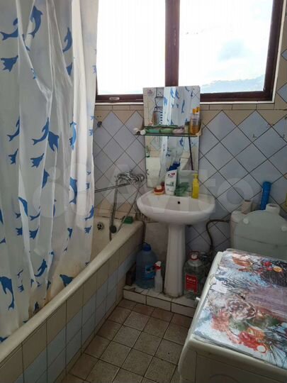 Комната 30 м² в 2-к., 1/2 эт.