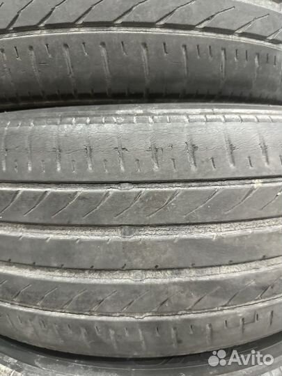 Toyo Celsius CUV 215/50 R18