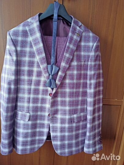 Костюм мужской