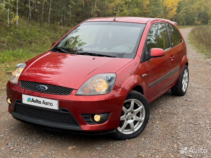 Ford Fiesta 1.6 МТ, 2006, 200 000 км