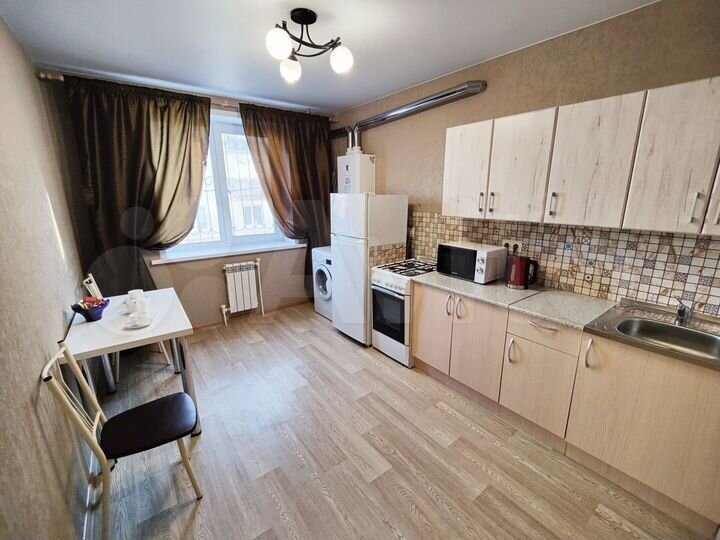 1-к. квартира, 35 м², 1/3 эт.