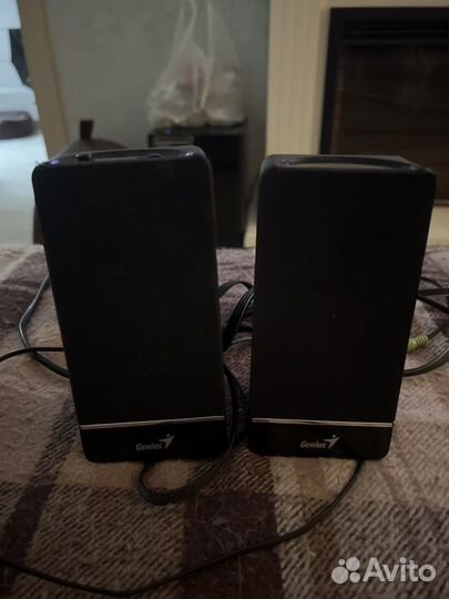 Компьютерные колонки genius