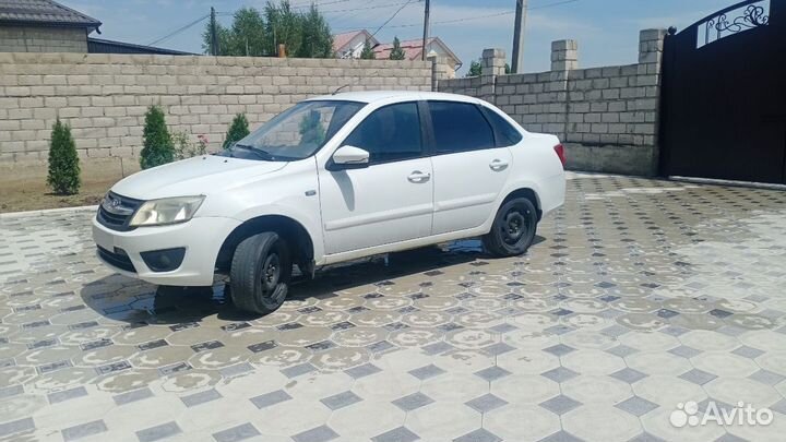 LADA Granta 1.6 МТ, 2014, 271 000 км