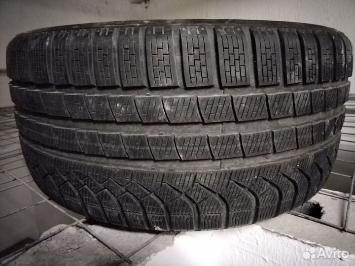 Pirelli P Zero 275/35 R20 102W