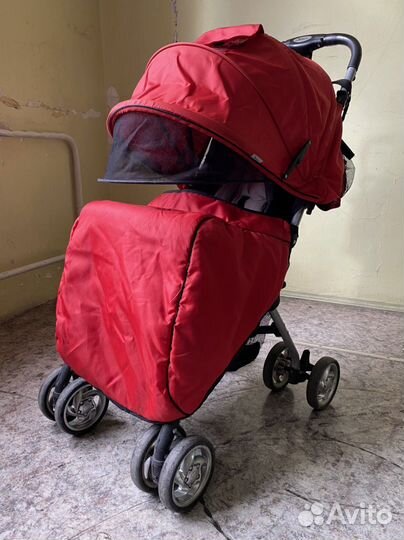 Прогулочная коляска