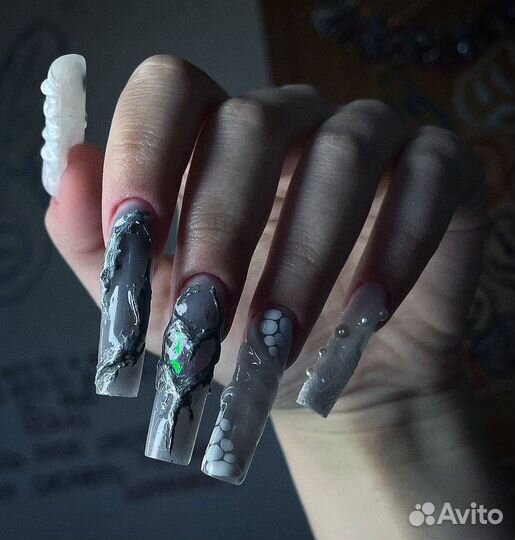 Наращивание ногтей