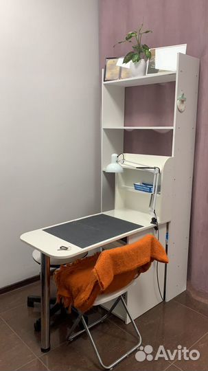 Аренда маникюрного стола