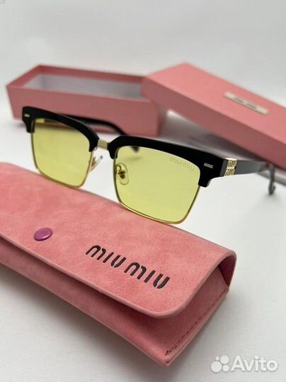 Солнцезащитные очки miu-miu