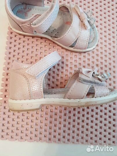 Босоножки для девочки 22 размер