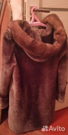 Шуба мутоновая с норковой отделкой