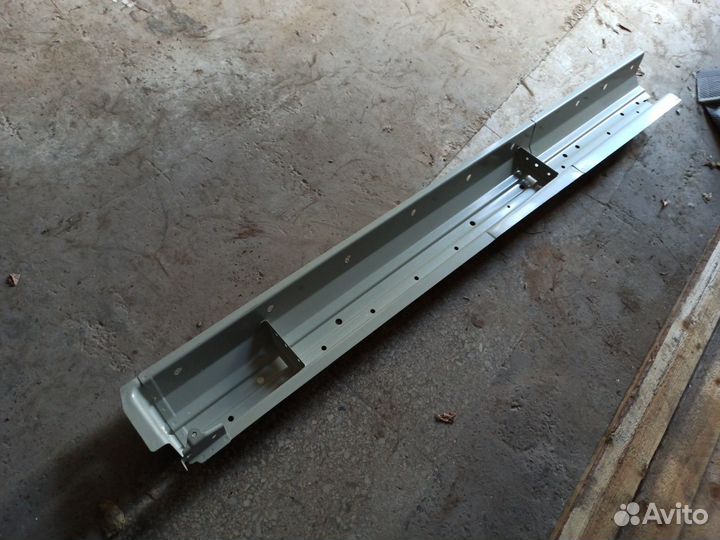 Suzuki Vitara усилитель порога левый 6362054P0000