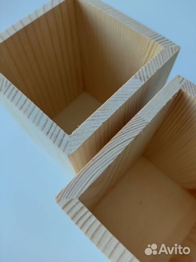 Стакан (органайзер) деревянный квадратный 8на10 см