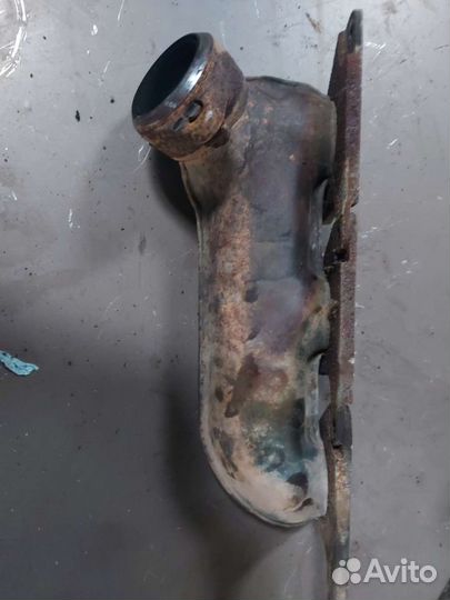 Коллектор выпускной на Mercedes m272