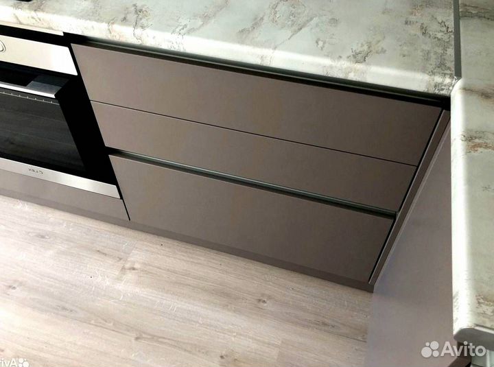 Кухонные гарнитуры на заказ