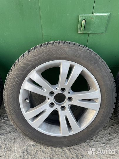 Продам комплект колес