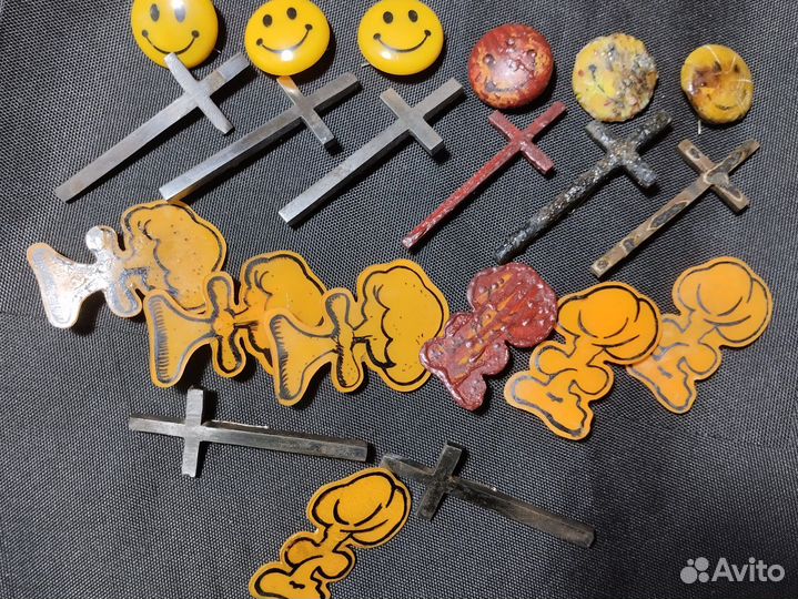 Значки postal2-4