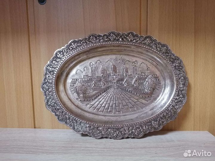 Поднос посеребренный