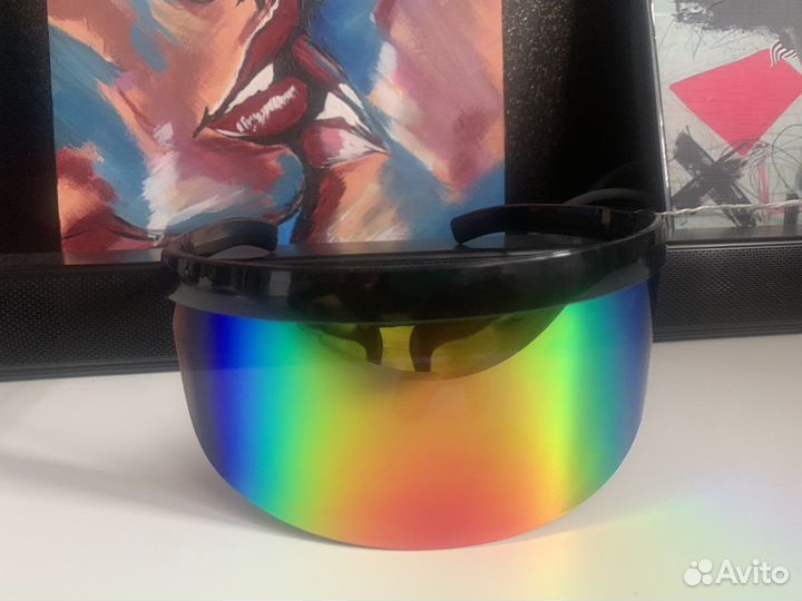 Солнцезащитные очки