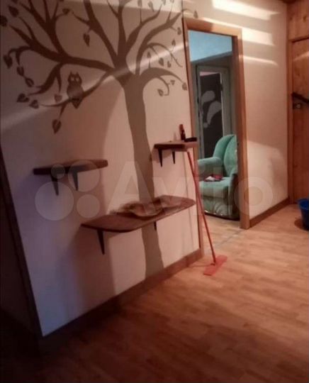 4-к. квартира, 92 м², 2/5 эт.