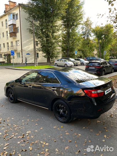 Toyota Camry 2.5 AT, 2014, 250 000 км