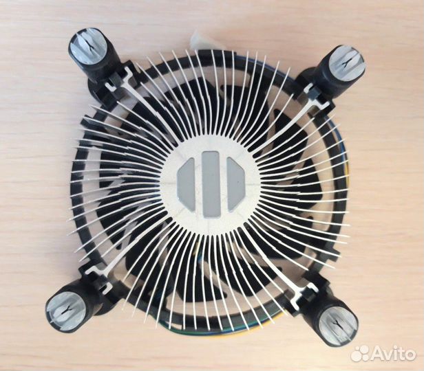 Новый кулер Intel Original E98290-002 12v 0,46A