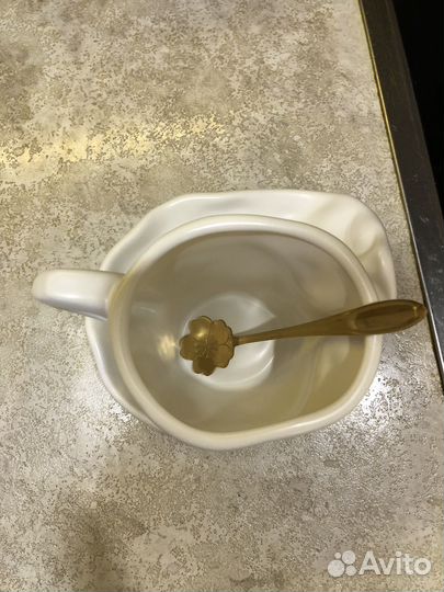 Чашка с блюдцем