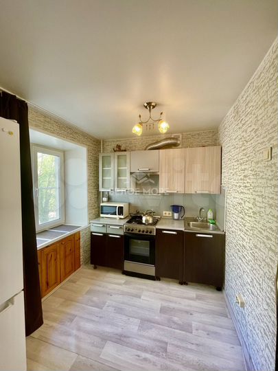 2-к. квартира, 45 м², 2/4 эт.