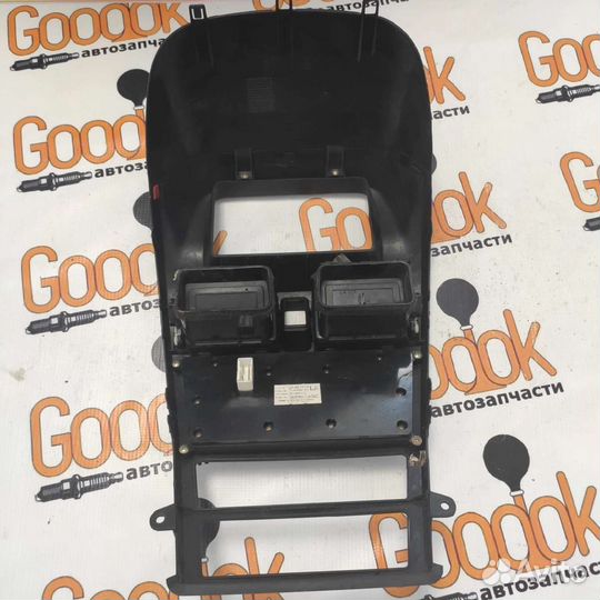 Консоль центральная Nissan Almera N16 Luxury