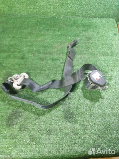 Ремень безопасности передний левый Nissan Almera