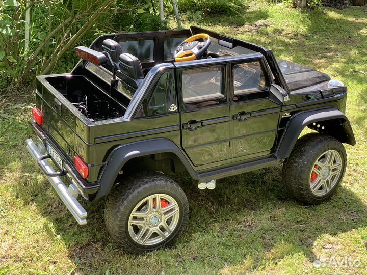 Mercedes Benz Maybach G650 AMG Landaulet