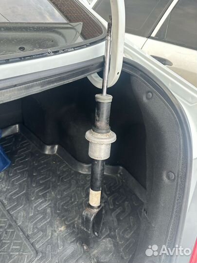 Амортизатор Е211 4 Matic