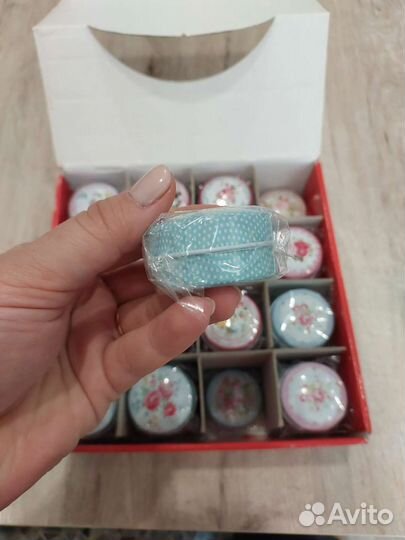 Жестяная коробка маленькая