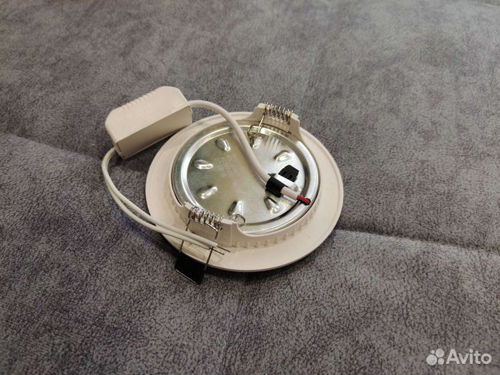 Светильник потолочный светодиодный