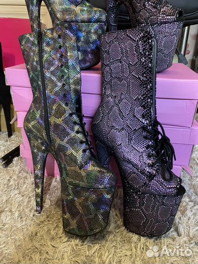 Стрипы ботильоны тройки