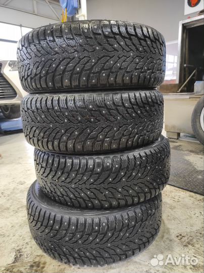 Nokian Tyres Hakkapeliitta 9 215/55 R17 98T