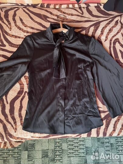 Атласная блузка женская