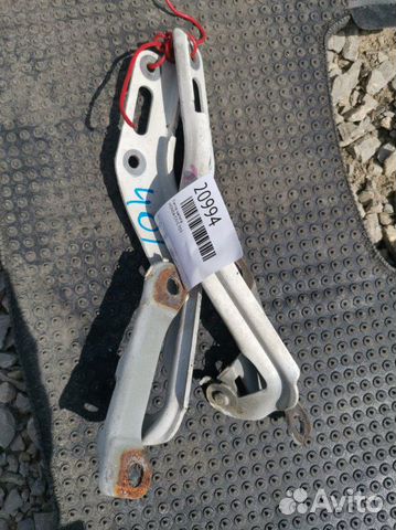 Петля капота Honda Civic FD3