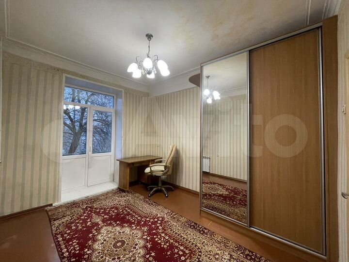 3-к. квартира, 69 м², 3/3 эт.