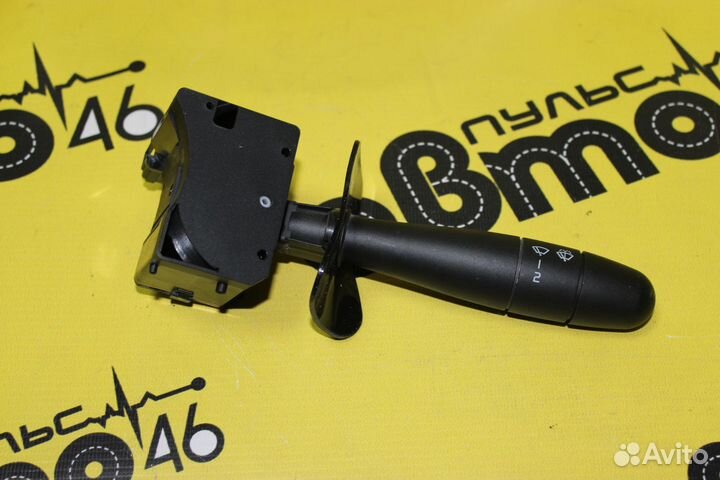 Переключатель стеклоочистителя renault sandero