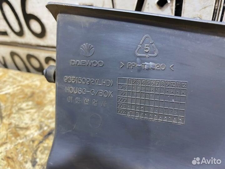 Бардачок Daewoo Matiz хетчбэк 2010