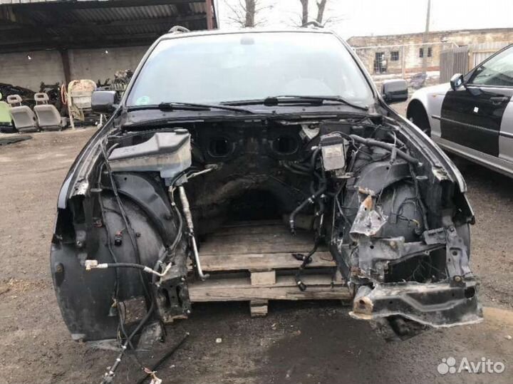 Четверть передняя правая BMW X5 E53 2006