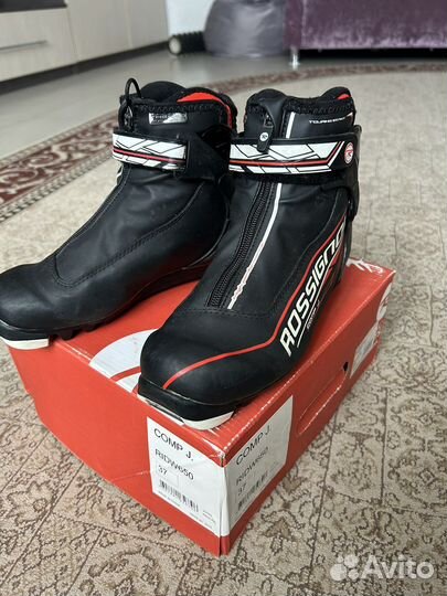 Лыжные ботинки коньковые rossignol