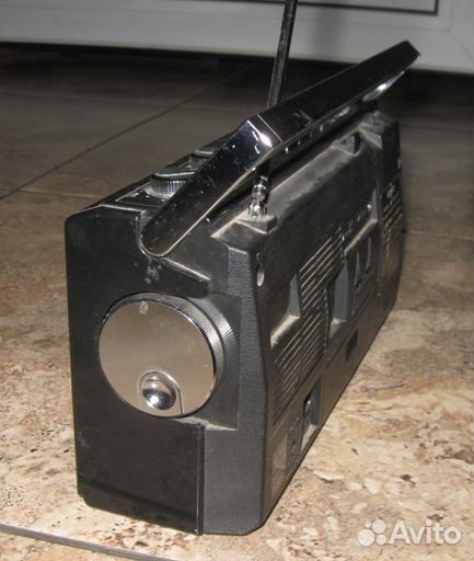 Магнитофон Sanyo M2670F