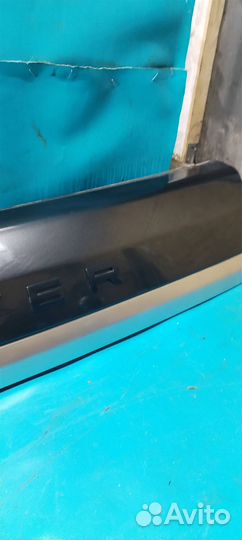 Молдинг крышки багажника задняя откидная дверь La